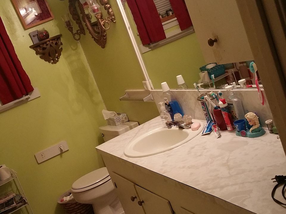 2nd image of 26 Quince St