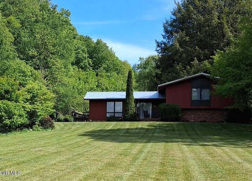 1st image of 451 Heaton Creek Rd