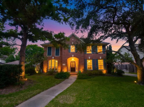 17122 Highland Canyon Dr, Houston, TX 77095