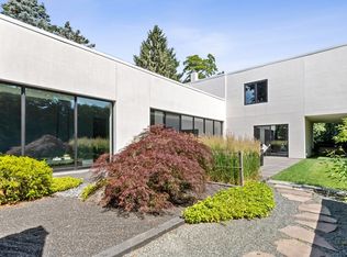 345 Ridge Rd, Kenilworth, IL 60043