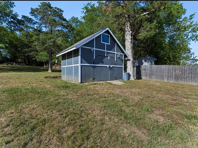15 Cedar Creek Dr — Photo 13