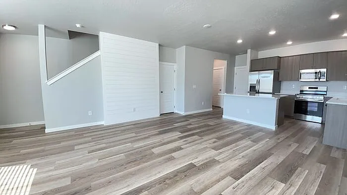 6058 N Hastings Ave — Photo 6