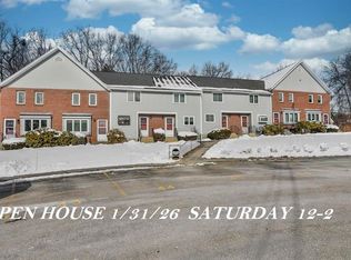 47 Willow Creek Dr, Hudson, NH 03051