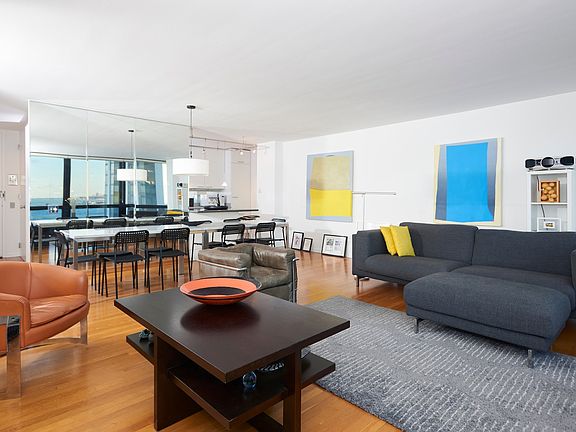 3rd image of 900 N Lake Shore Dr APT 1313