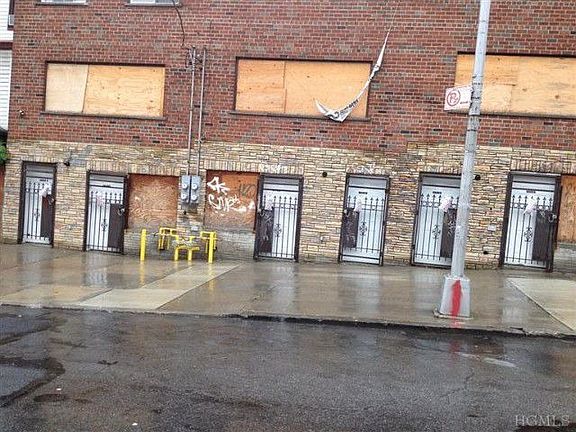 5th image of 1313 Clay Ave #C