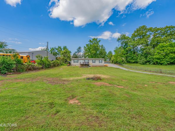 9921 Hall Dr, Knoxville, TN 37923