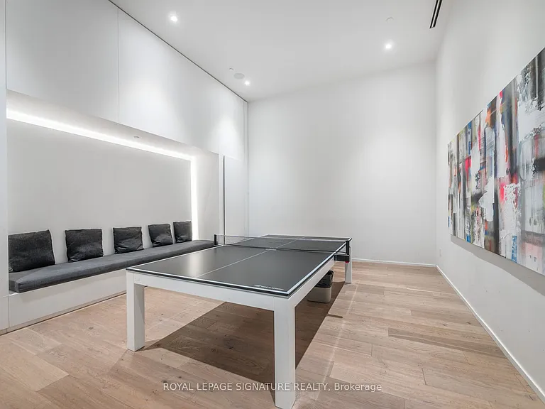 5 Soudan Ave #1010 — Photo 15