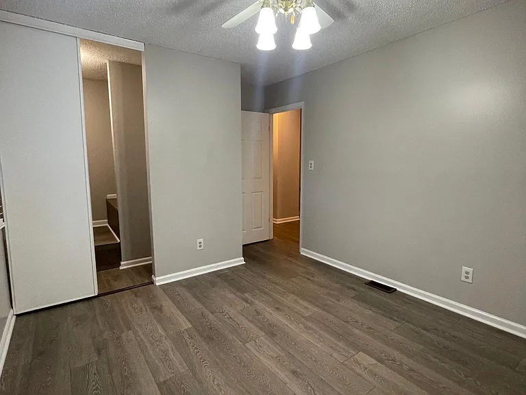 1282 Creekside Ct SE — Photo 18