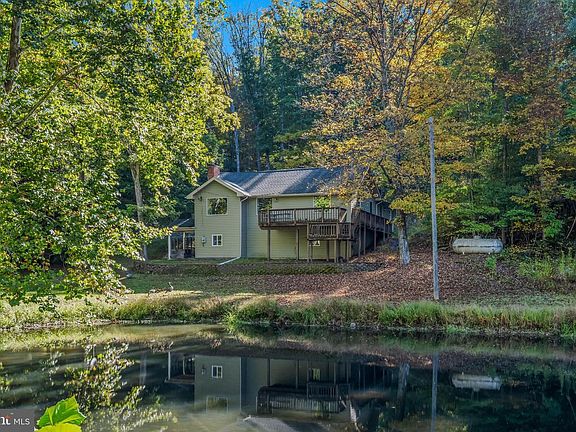 3rd image of 7183 Cacapon Rd