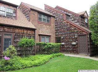 53 Cheshire Sq #B, Little Silver, NJ