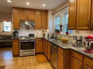 1903 Commonwealth Ave UNIT 1903, Auburndale, MA 02466