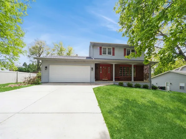 1505 W Salem Ave, Indianola, IA 50125