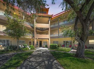 2402 Ecuadorian Way APT 10, Clearwater, FL 33763