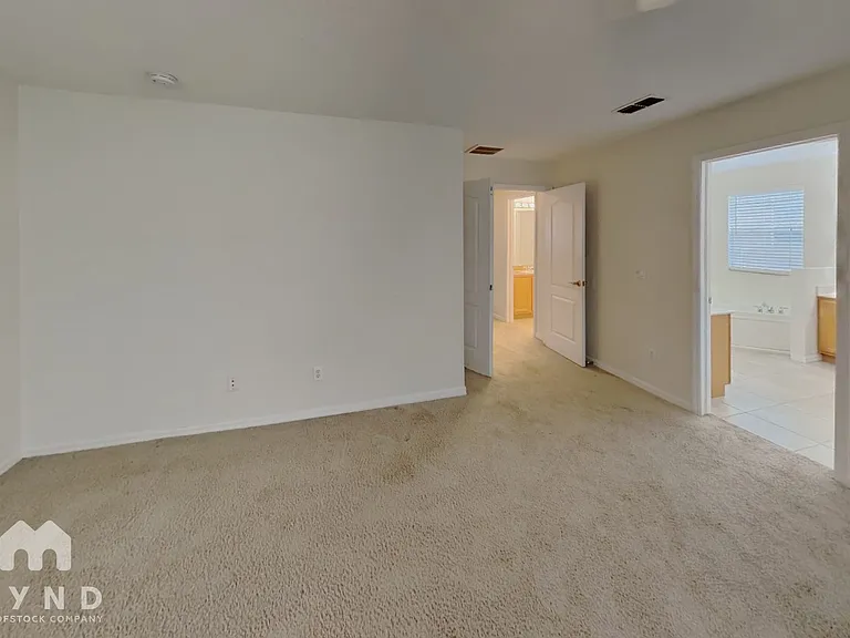 9333 Mandrake Ct — Photo 9