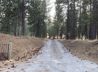 32313 N Pend Oreille Rd, Chattaroy, WA 99003