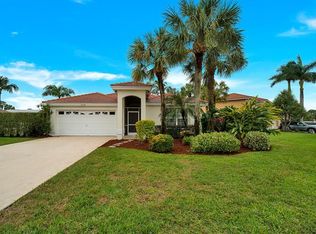 1629 S Club Dr, Wellington, FL 33414