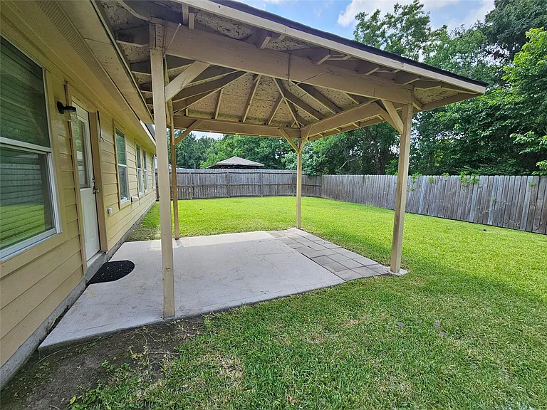 1079 Shadow Glenn Dr — Photo 33
