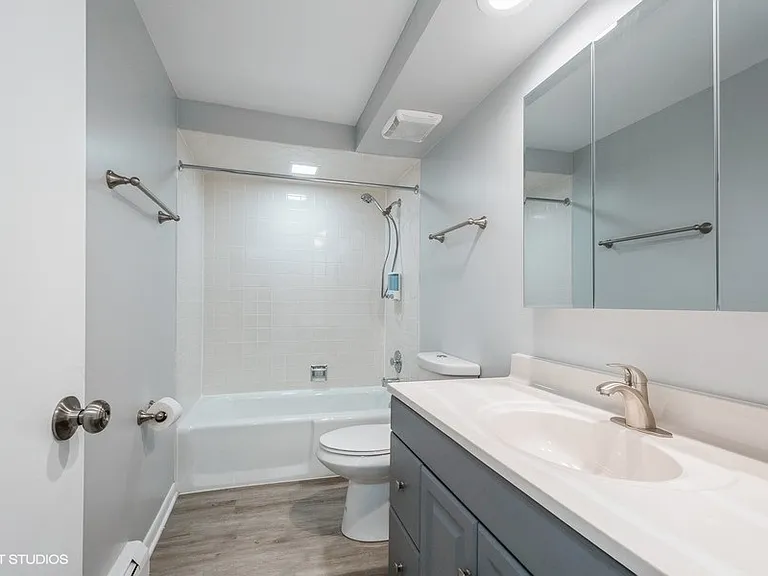 9255 Noel Ave #B7 — Photo 5
