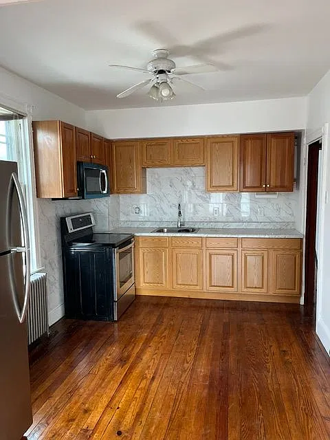 2029 Penn Ave #2