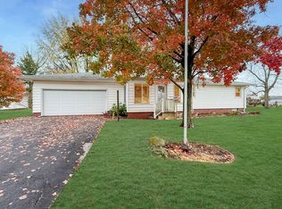 312 N West St, Gifford, IL 61847
