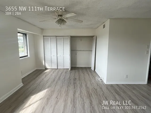 3655 NW 111th Ter — Photo 9