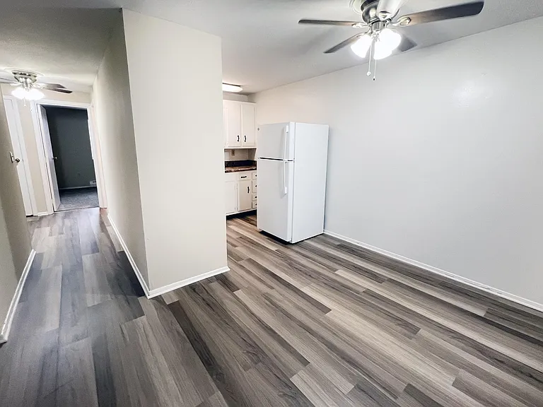 Barkley Ridge Apartments — Photo 100