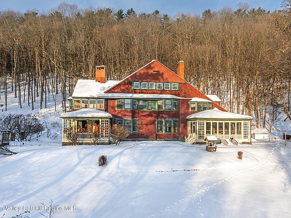 2nd image of 6 Westridge Road