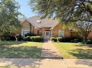 1801 Triple Crown Ln, Plano, TX 75093