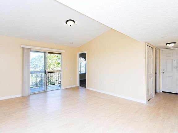5th image of 5275 Images Cir APT 303