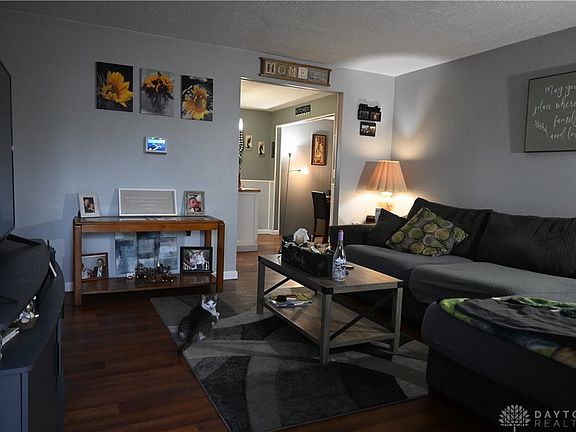 3rd image of 7420 Biscayne Ct