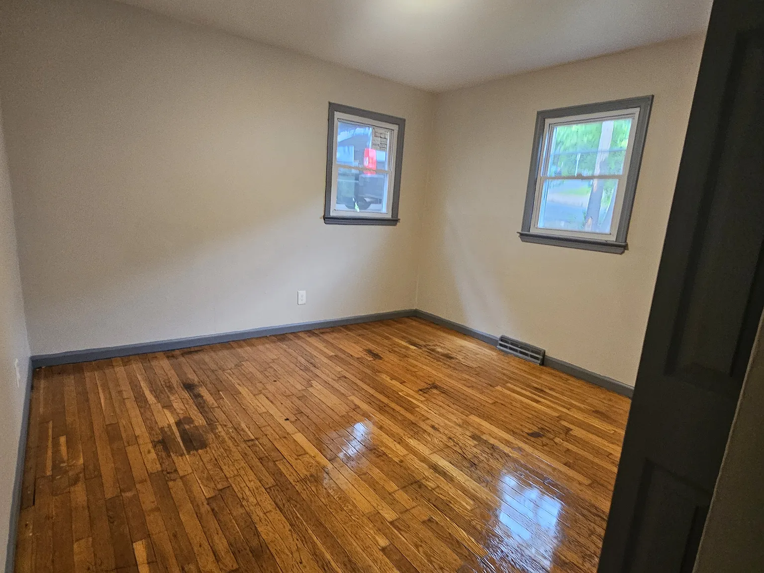 3 bed, $2,550 — Photo 4