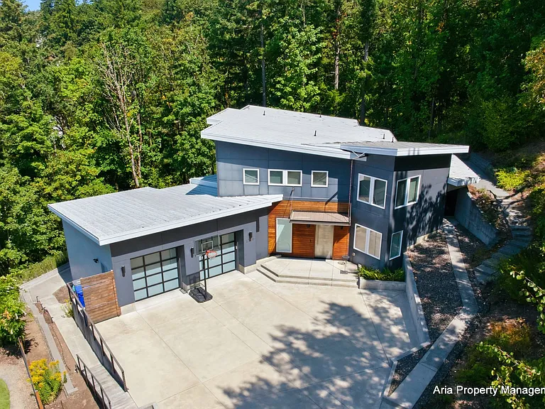2709 NW Bullfinch Pl — Photo 30