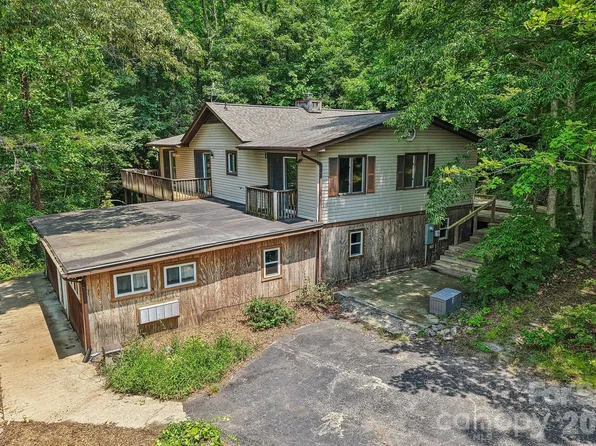 3 Frontier Ct, Asheville, NC 28805