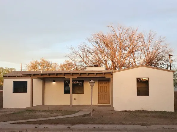 911 S 4th St, Artesia, NM 88210