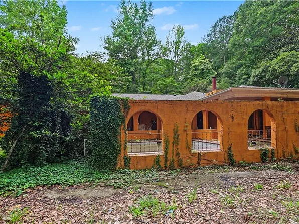 6130 Tennis Cir, Fairburn, GA 30213