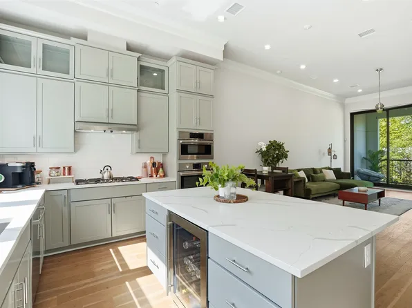 2173 Wenge Ln, Dallas, TX 75219