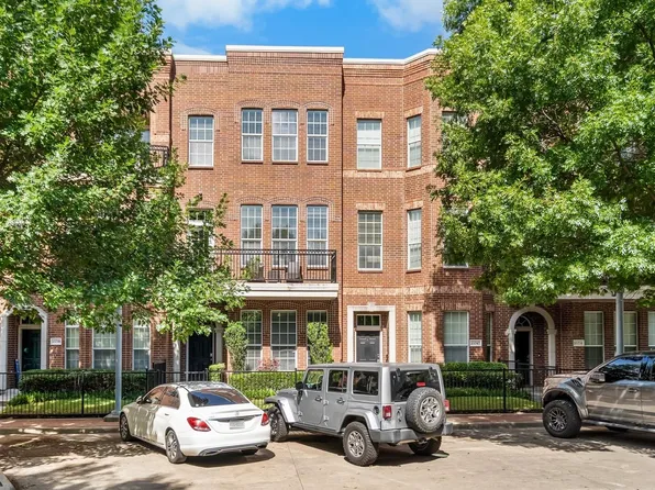 15743 Spectrum Dr #88, Addison, TX 75001