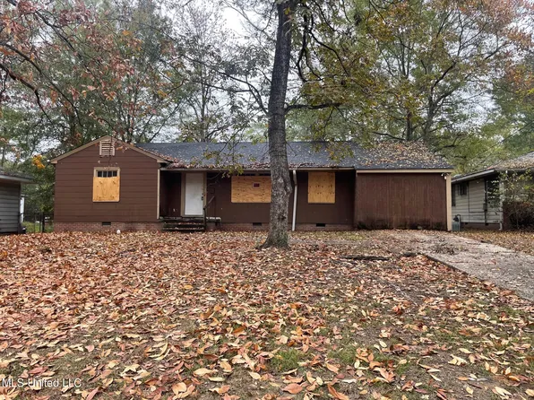 212 Robinhood Rd, Jackson, MS 39206
