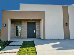 5721 Gillian Dr, Laredo, TX 78043