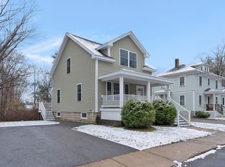 24 Howard St, Springvale, ME 04083