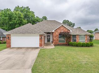 1503 Berkshire Pl, Shawnee, OK 74804