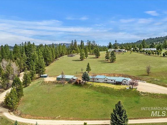 2nd image of 15 Granite Basin Rd