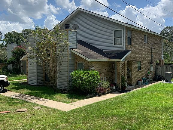 NEW PICTURES COMING SOON!
Side view of 6803