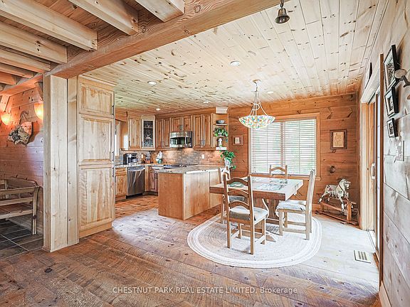 5th image of 3531 Crescent Harbour Rd