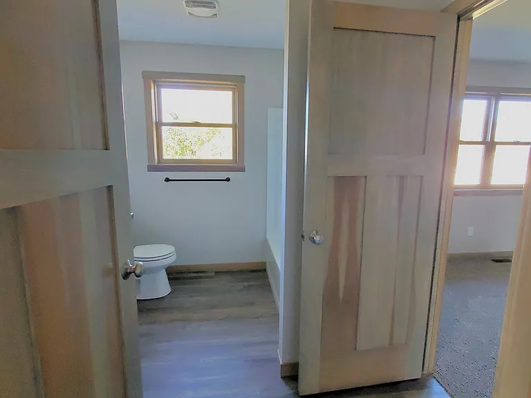 685 Heritage Ln — Photo 9