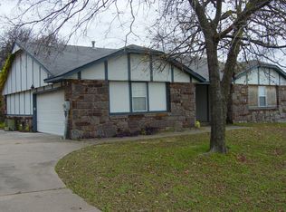 6215 Meadowside Ln, Tulsa, OK 74131