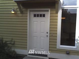 166 17th Ave UNIT B, Seattle, WA