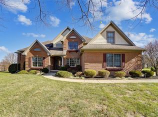 330 Countryside Dr N, Troy, OH 45373