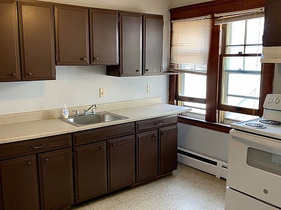 2nd image of 782-784 Orange St #3