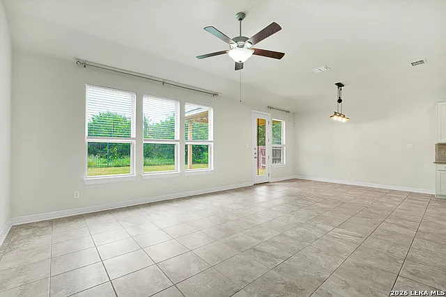 10407 Palmera — Photo 9